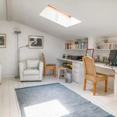 Majestueuse En Premiere Ligne Au Pyla Avec Acces Prive A La *